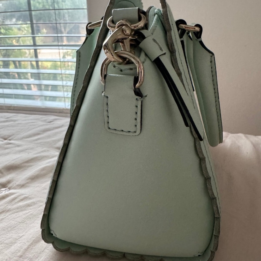 KATE SPADE HANDBAG - Picture 6 of 7